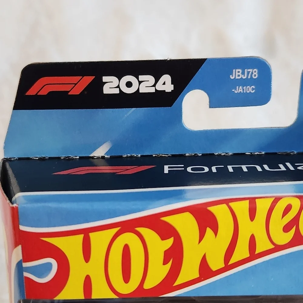 🏎️🏁Hot Wheels Formula 1 Toy Car Set – 5 Cars – 2024 Edition – NWT – Multicolor